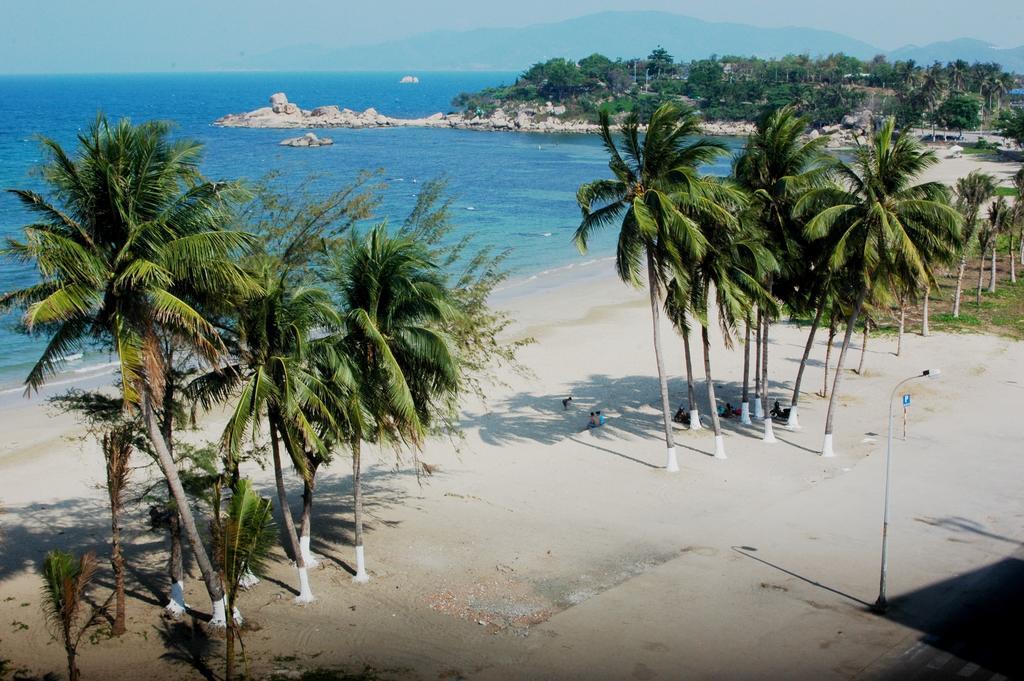 Minh Nhat Hotel Nha Trang Exteriör bild