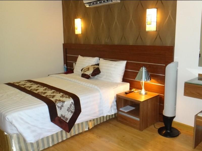 Minh Nhat Hotel Nha Trang Exteriör bild